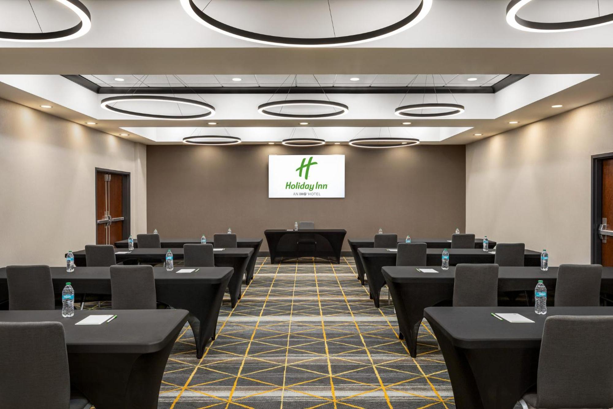 Hotel Columbus-hilliard By Ihg 3*