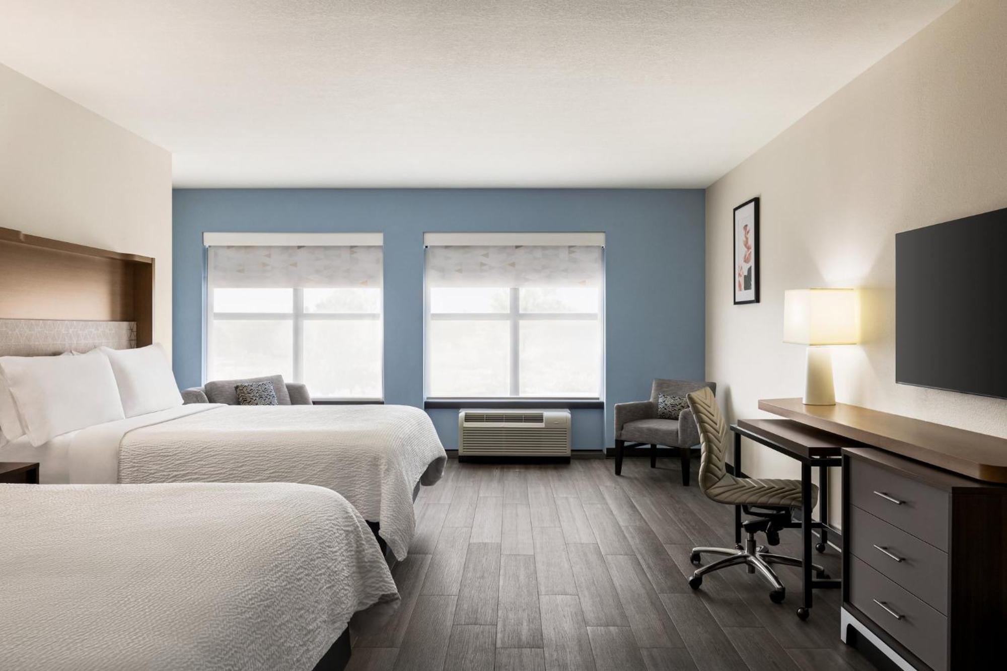 Columbus-hilliard By Ihg Hotel